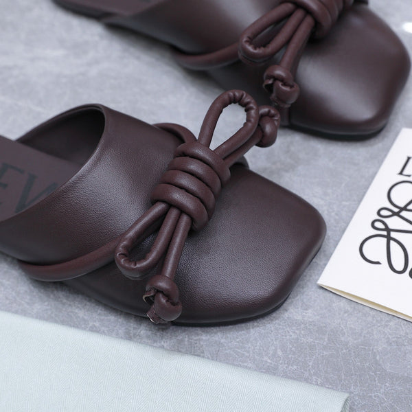 Loew 26 Knotted Closed-Toe Flat Mules Chocolate in Lambskin 759435