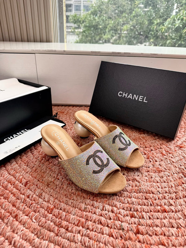 CC 26SS Pearl Heel 70mm Bow Sandals Gold in Cowhide 760559