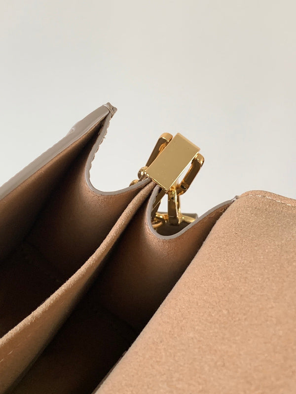 LV Dauphine Bag Taupe in Cowhide 286676