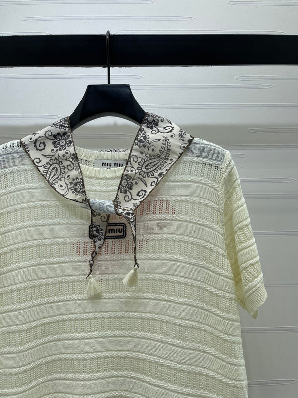 Miu 26 Crew Neck Knit Short-Sleeve T-Shirt with Scarf Design Cream in Wool