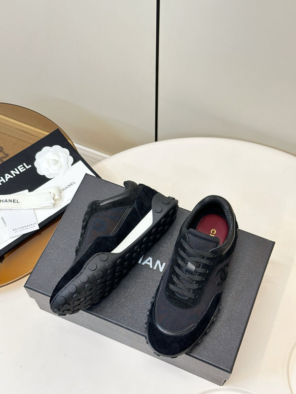 CC 26S Baseball Shoes Black in Suede and cotton Panels 771238