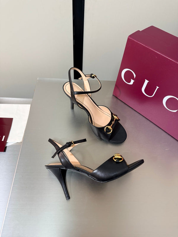 GG Buckle Stiletto Round Toe Heel Height 85mm Black in Calfskin 784467