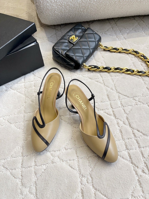 CC 26 Color-Blocked High Heels 75mm Beige in Leather 808101
