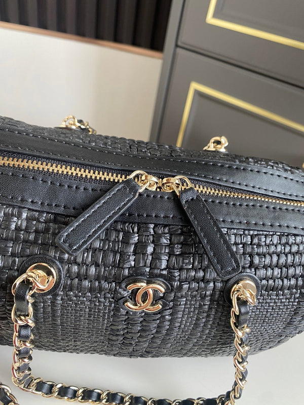 CC Classic Handbag With Chain 18.5cm Black Woven Coconut Fiber