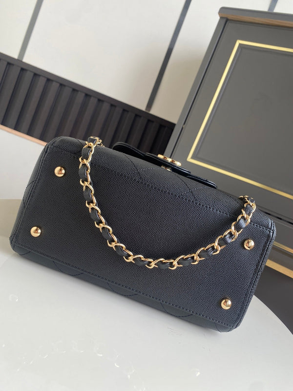 CC Tote Bag 25cm Black Caviar Cowhide