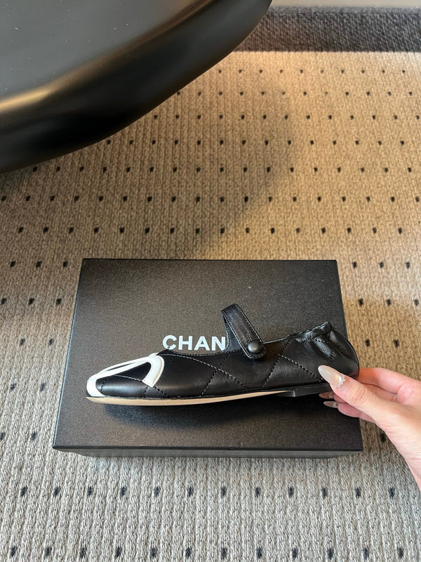 CC 26s Coco Beach Mary Jane Flats Black Cowhide