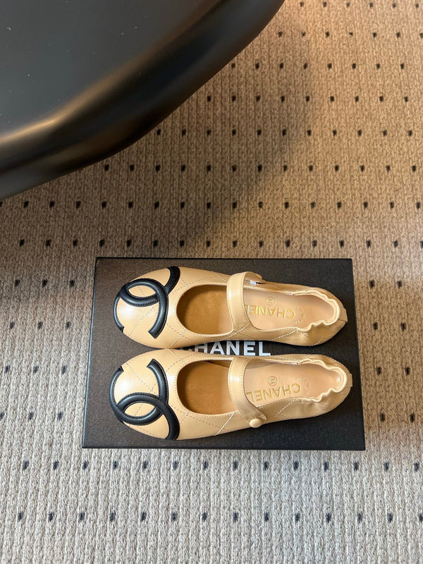 CC 26s Coco Beach Mary Jane Flats Begie Cowhide