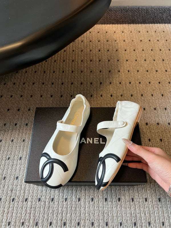 CC 26s Coco Beach Mary Jane Flats White Cowhide
