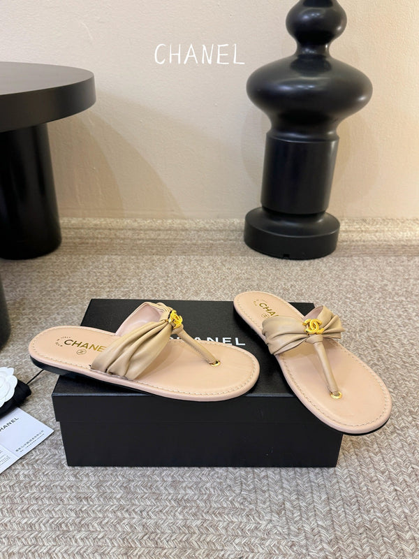 CC 26S Thong Slide Sandals Begie Cowhide 835645