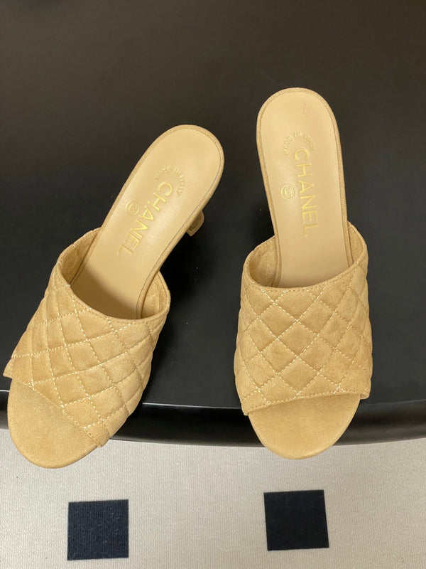 CC Quilted Heeled Sandal 8cm Begie Suede 834713