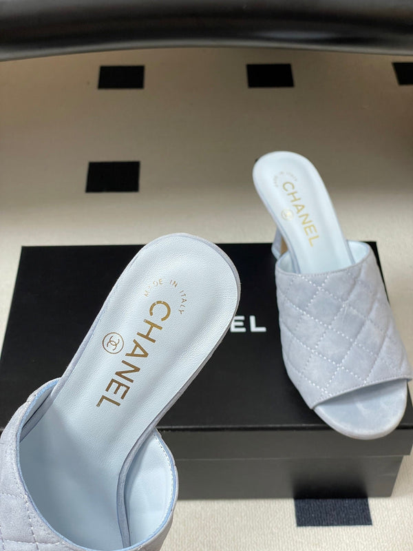 CC Quilted Heeled Sandal 8cm Blue Suede 834699