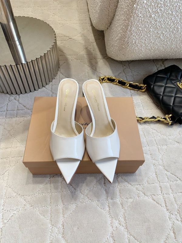 GR Pointed-Toe Mule Sandals 8.5cm White Patent Cowhide 851875