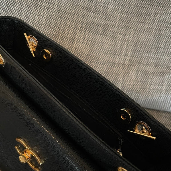 CC Vintage Turn-Lock Tote Bag 26cm Black Caviar Leather