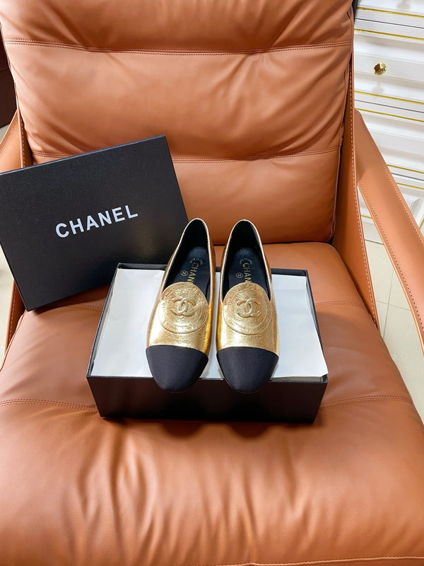 CC 26P Double C Loafers Gold Black Metallic Lambskin & Grosgrain 857974
