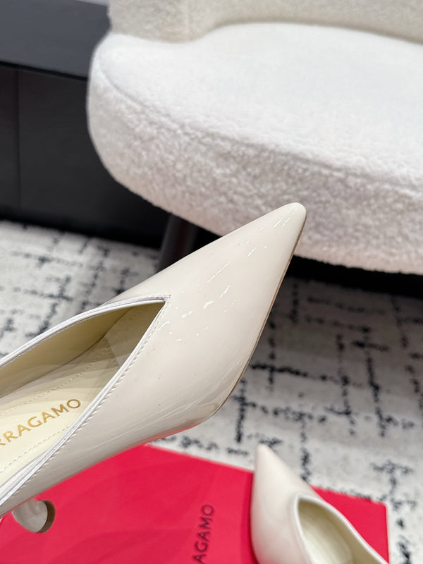 FG Itaca Pointed Toe Mules 9.5cm White Patent Leather 858413