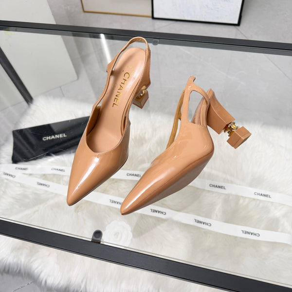 CC Pointed Toe Slingback Pumps 9cm Begie Patent Cowhide 872872