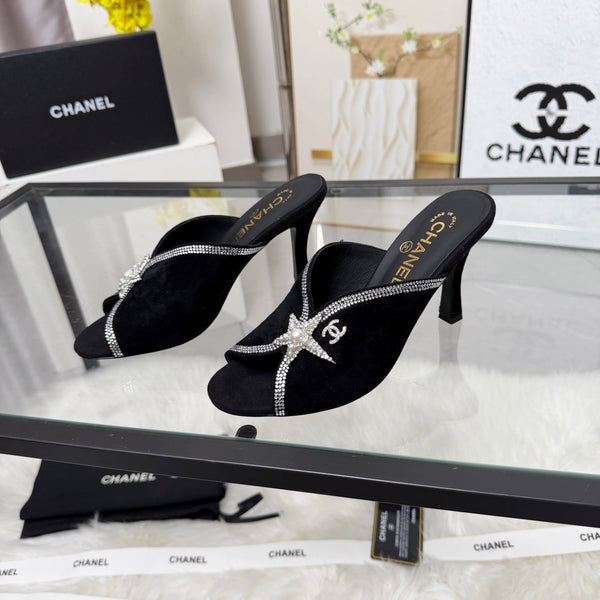 CC Star Brooch Mules Black Cashmere Leather 872824