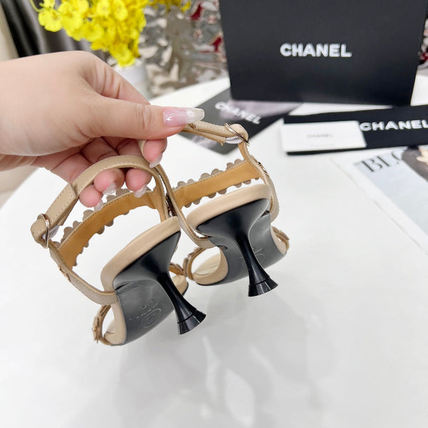CC 26s Floral Sandal 7.5cm Beige Sheepskin 867465