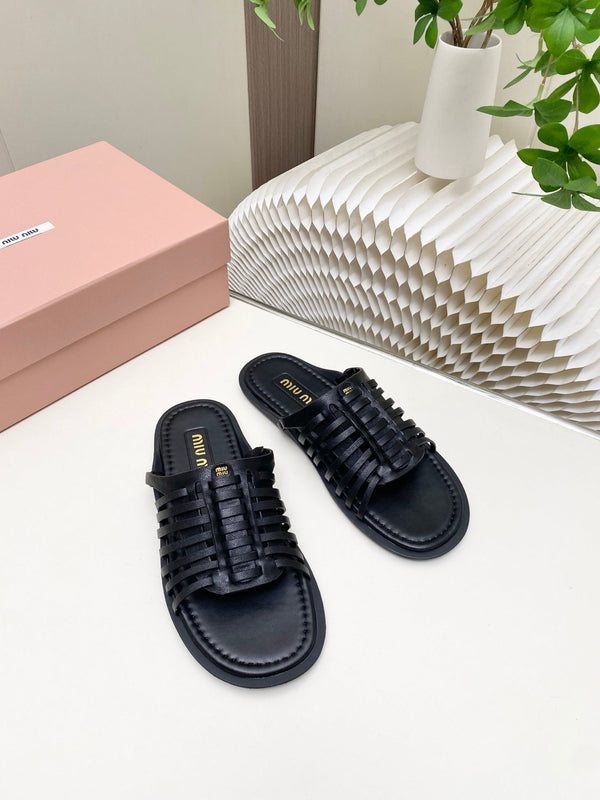 Miu Briarwood Slides Black Cowhide Leather 881413