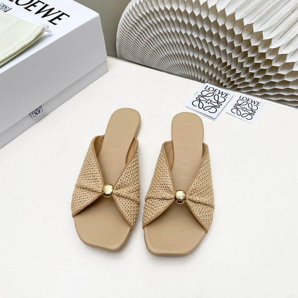 Loew Pebble Soft Slides Beige Lambskin Leather 881380