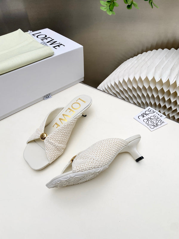 Loew Pebble Soft Sandals White Lambskin Leather 881364