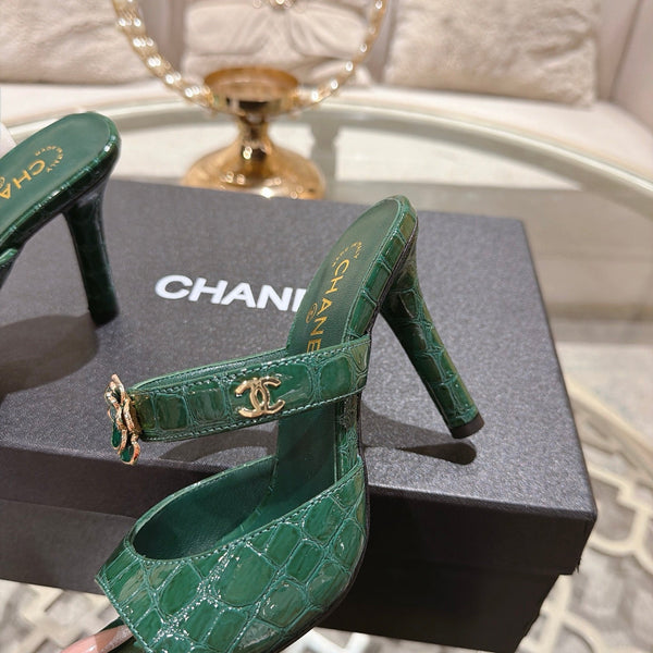 CC 26A Camellia Double C Square Toe Mules 10cm Green Stone-Grain Cowhide 890674