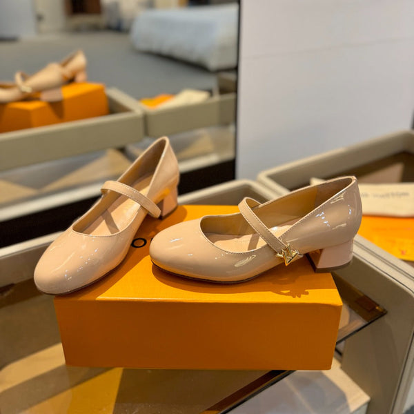 LV Romy Mary Jane Pumps Beige Patent Leather 893583