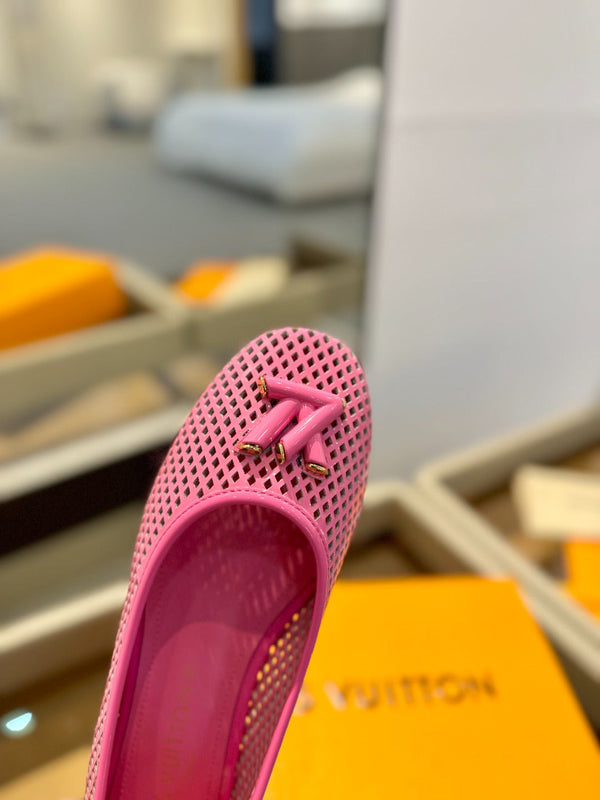 LV Shake Perforated Ballet Flats Pink Calfskin 893574