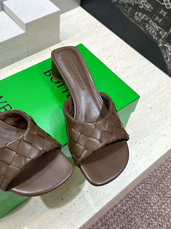 BV 26s Blink Intrecciato Mules 4.5cm Coffee Leather 896579