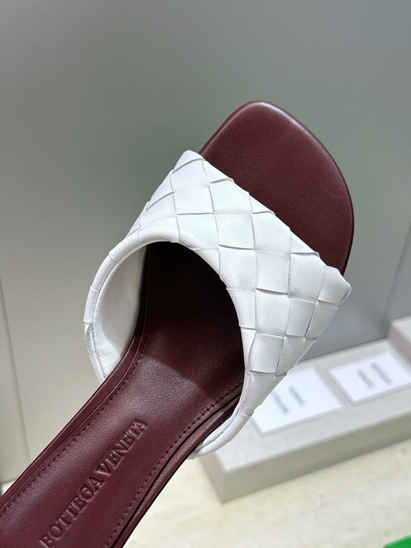 BV 26s Blink Intrecciato Mules 4.5cm White Brown Leather 896572