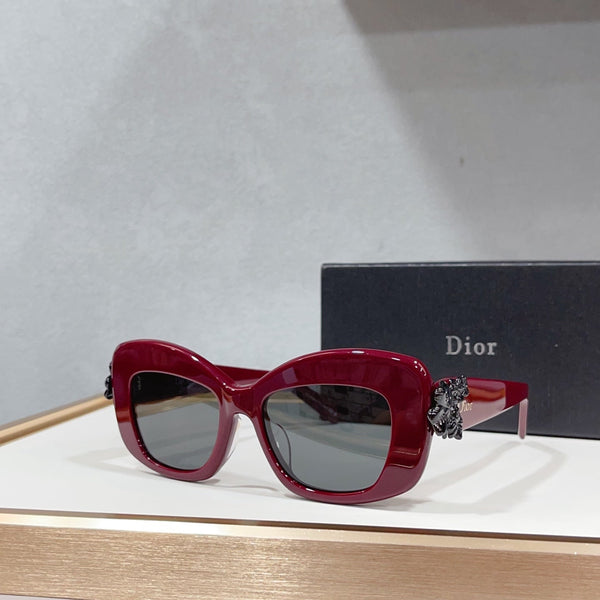 CD Sunglasses 107