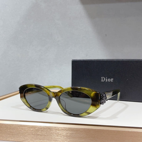 CD Sunglasses 108
