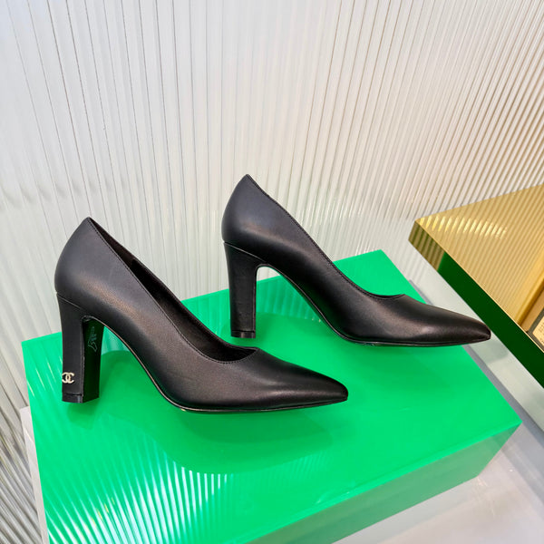 CC 26s Pumps 8.5cm Black Lambskin 924309
