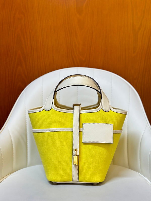 HM Picotin Lock 18CM Pocket Handbag Ivory Yellow Swift Canvas