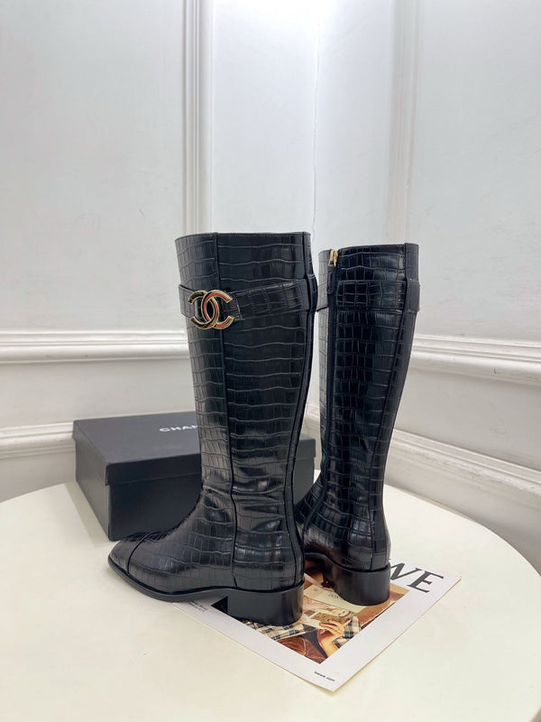 CC Double C Knee-High Boots 3.5CM Black Croc-Embossed Leather 946895