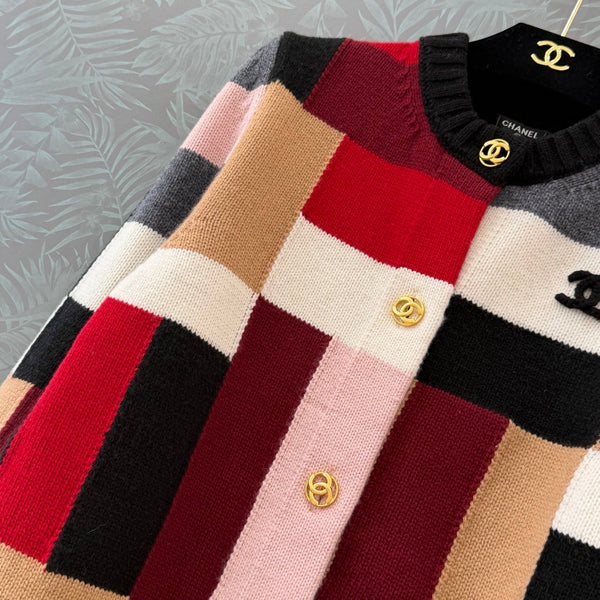 CC Plaid Cardigan Gold Buttons Wool 417536