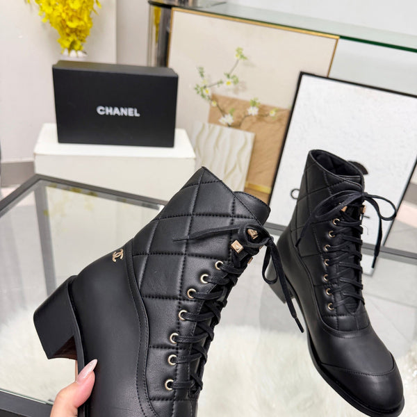 CC Lace-Up Ankle Boots 5CM Black Quilted Leather 958903