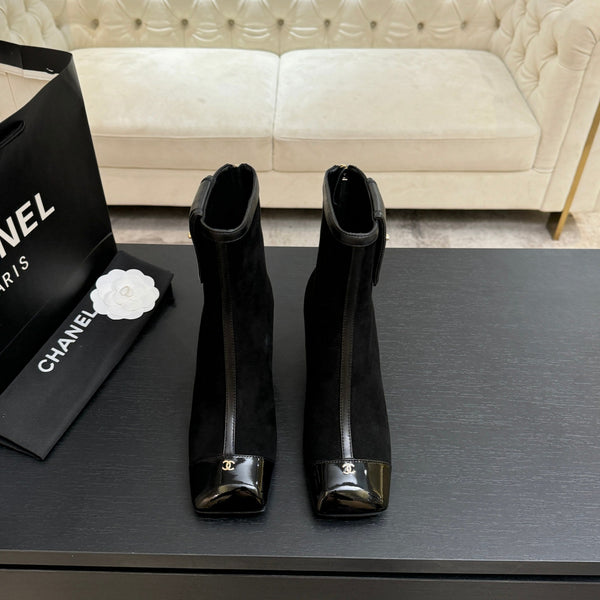 CC Ankle Boots White Square Toe Black Suede Leather 958072