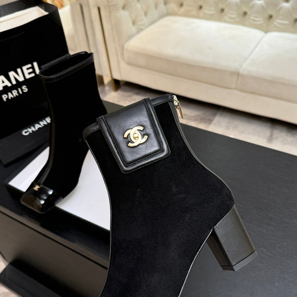 CC Ankle Boots White Square Toe Black Suede Leather 958072