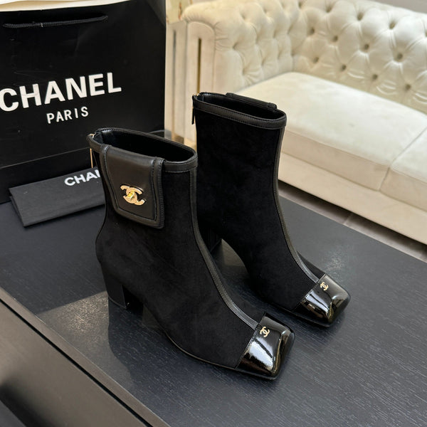 CC Ankle Boots White Square Toe Black Suede Leather 958072