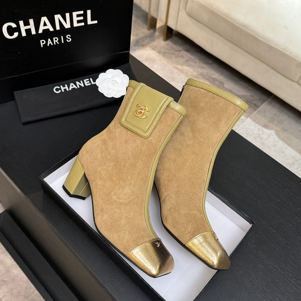 CC Ankle Boots White Square Toe Beige Gold Suede Leather 958071
