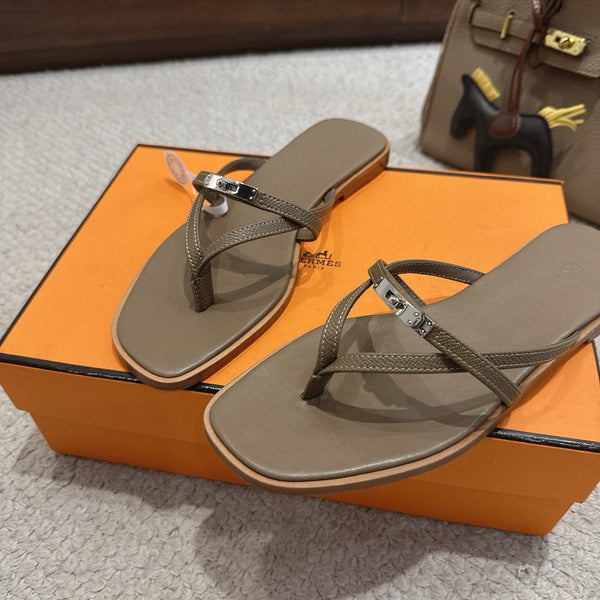 HM Miss Sandal Taupe in Calfskin 959972