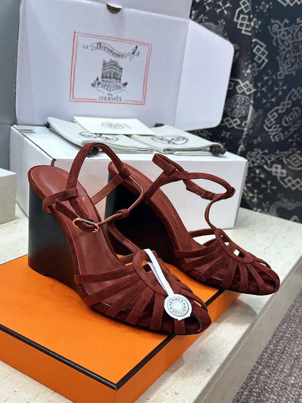 HM Wedge Sandals 10.5CM Dark Brown Suede 959359