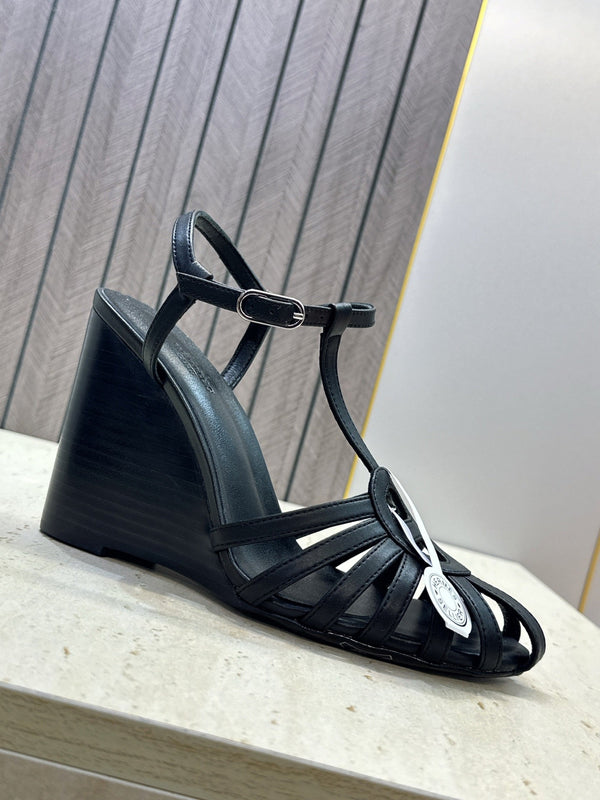 HM Wedge Sandals 10.5CM Black Leather 959357