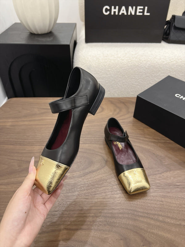 CC Square-Toe Mary Jane Flats Black Gold Lambskin 961513