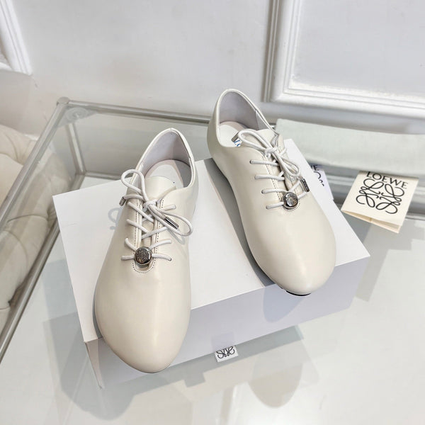LW Pebble Lace-Up Shoes White Nappa Sheepskin 984750