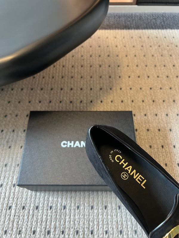 CC Logo Loafers Black Suede 984399