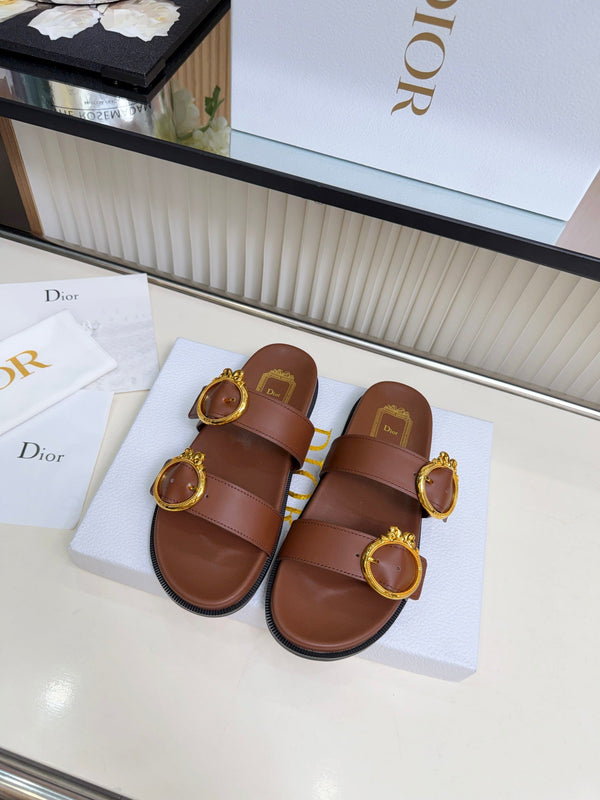 CD Médaillon Buckle Slide Brown Leather 987052