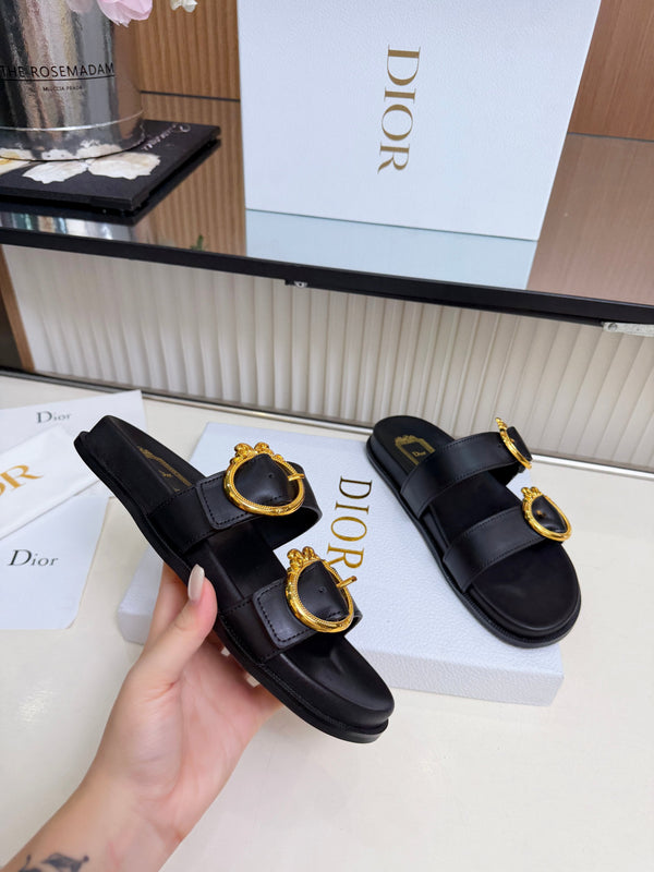 CD Médaillon Buckle Slide Black Leather 987051