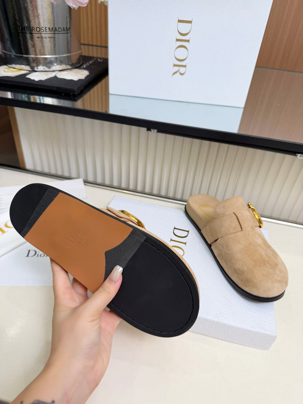 CD Médaillon Buckle Mules Beige Suede 987048